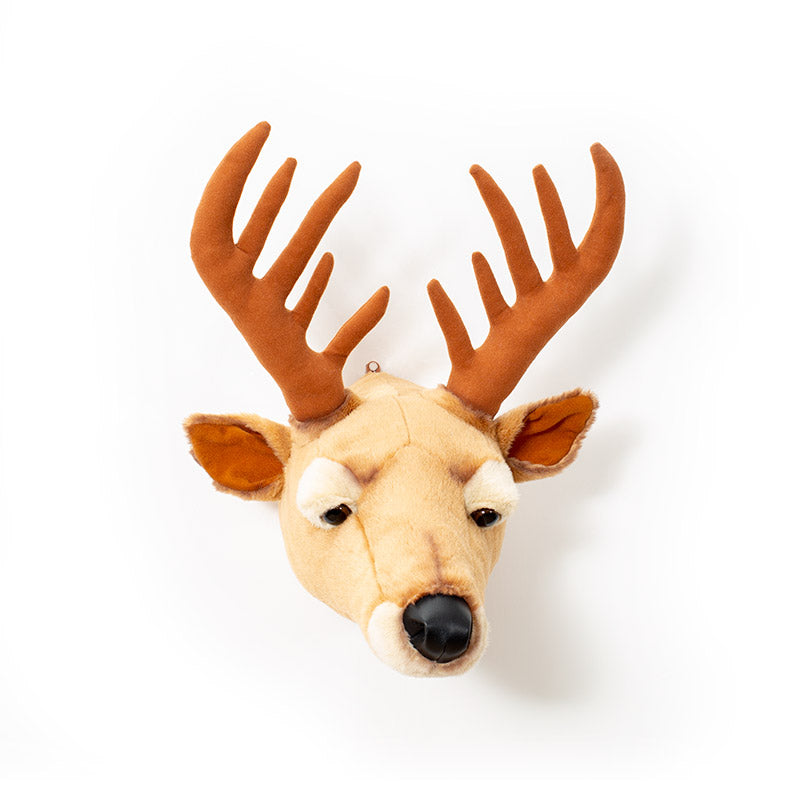 Billy the deer – Wild & Soft